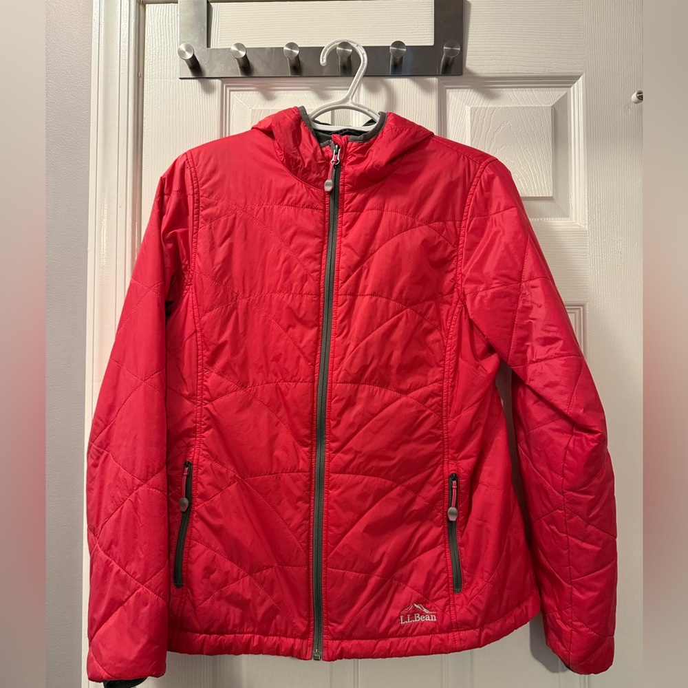 LLBean Women’s Primaloft Packable Jacket with Hood - Size Small